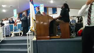 Praise Break ~ Mark McCutchen On Hammond C3