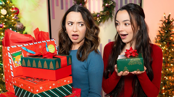 Twins Swap Christmas Gifts - Merrell Twins