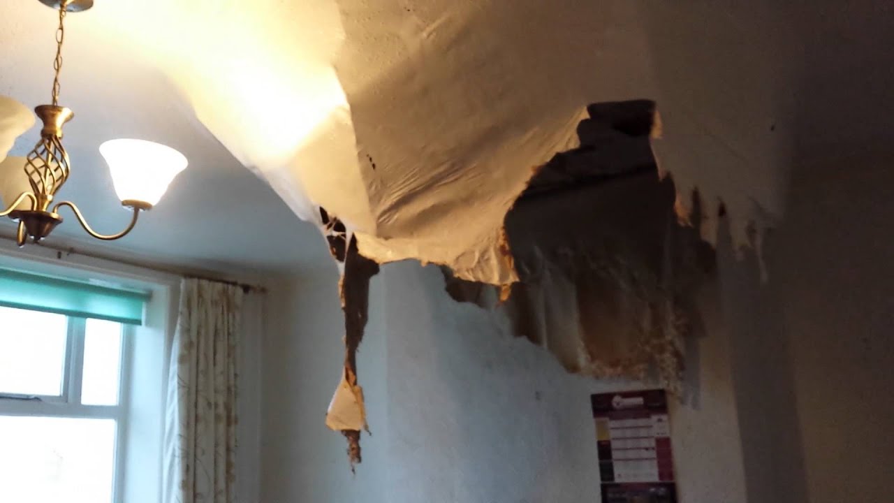 My ceiling falls down today - YouTube