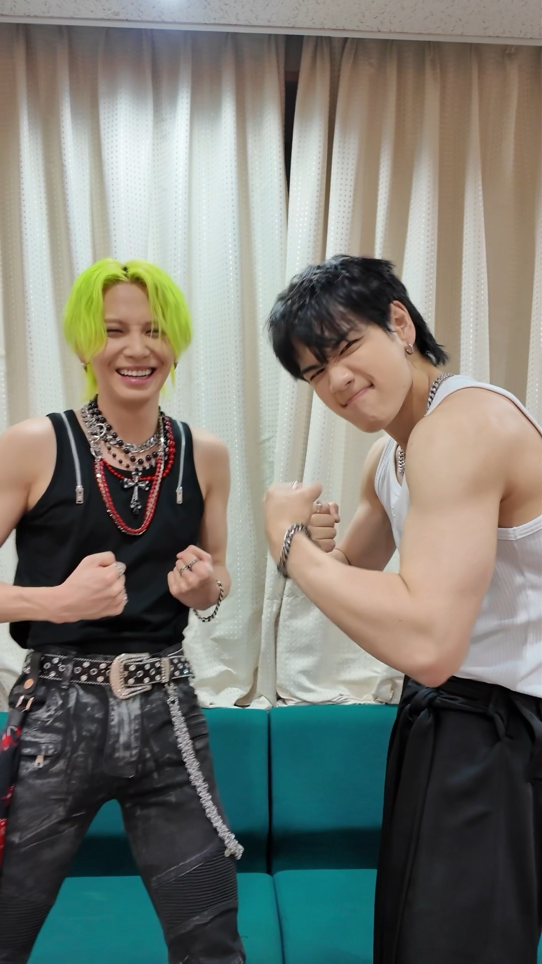 JO1｜'Love seeker' REN × MAME#JO1 #JO1_HITCHHIKER#HITCHHIKER