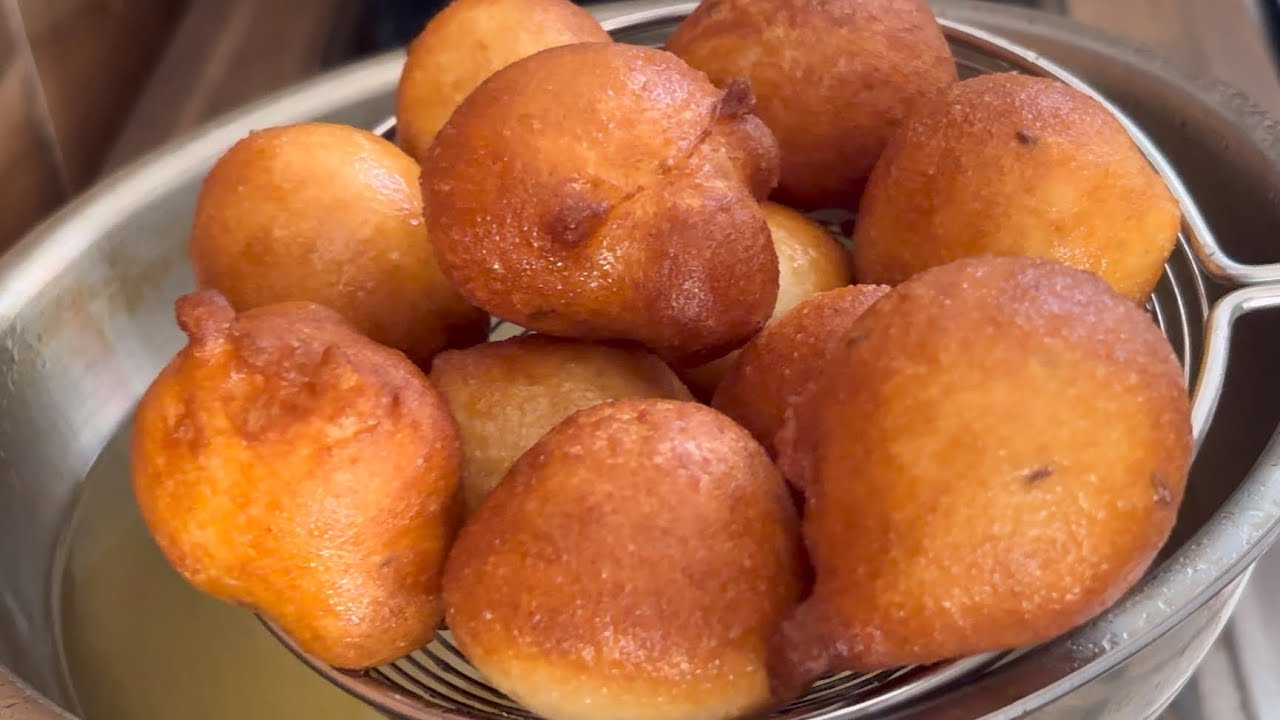 హోటల్ స్టైల్ మైసూరు బొండా పిండి ఇలా కలిపి ఇంట్లోనే చేసుకోవచ్చు టేస్టీ గా 