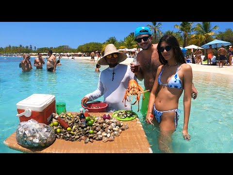 Floating Seafood Feast Morrocoy Venezuela 🇻🇪