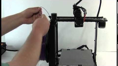 MakerGear M2 3D Printer - Filament Feeding