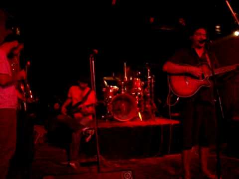 Los Hombres en Llamas, Shaman - Ella No Ve