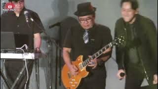 Yovie & Nuno - Indah kuingat dirimu, dia milikku live at HUT KNPI 50th lapangan Banteng