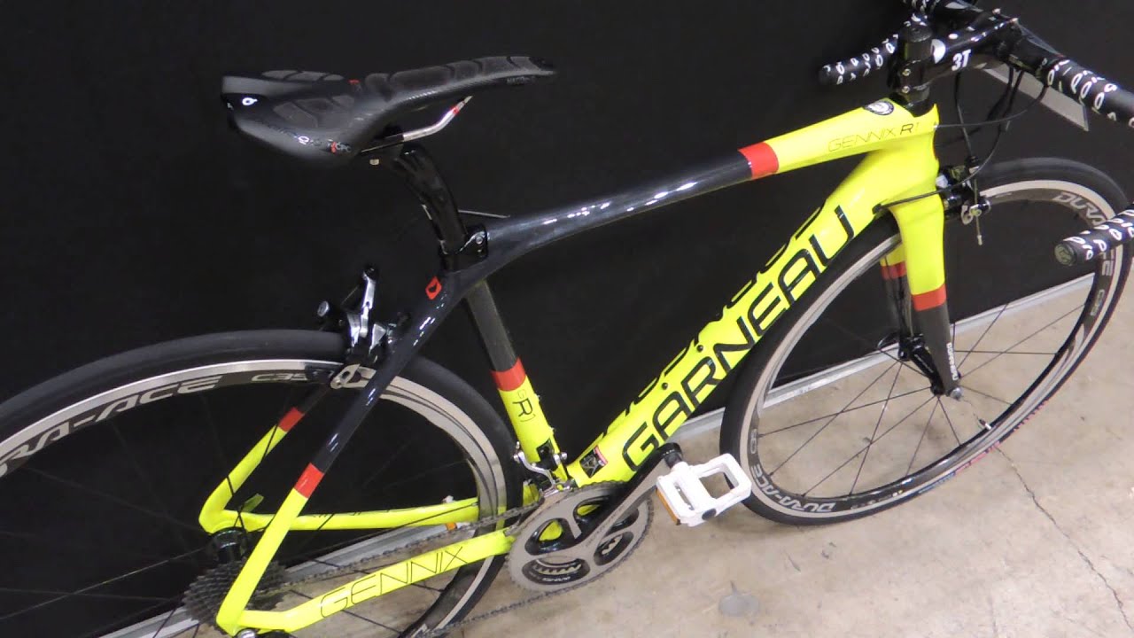 GARNEAU　GENNIX R1