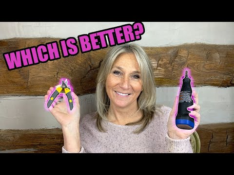 Dog Nail Clippers vs.  Nail Grinder (Pros & Cons)