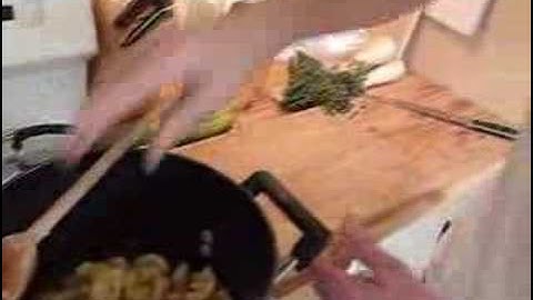 PARSNIP WEEK! Parsnip & Apple Soup