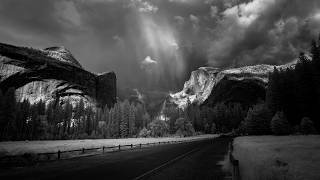 Yosemite Valley Infrared Black & White Screensaver | 4K | 2 Hours