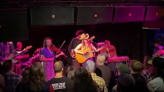 Kelsey Waldon ~ Hello Stranger #live #set #opener #7thstreet #entry #minneapolis #minnesota #country