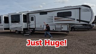 5 Slides, Huge Living Room, Huge Kitchen, Huge Bedroom| Durango Gold G391RKF