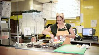 Cafeteria-Style Macaroni & Cheese Recipe : Mac & Cheese Recipes