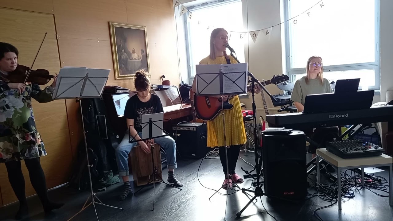 Sara Aurelia & Band: "Outsider" (live)