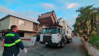 2016 Oxnard Garbage Truck Front Loader