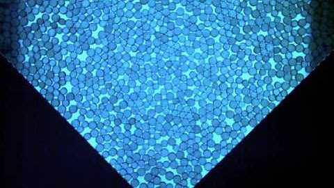 How granular materials jam in a hopper (original)