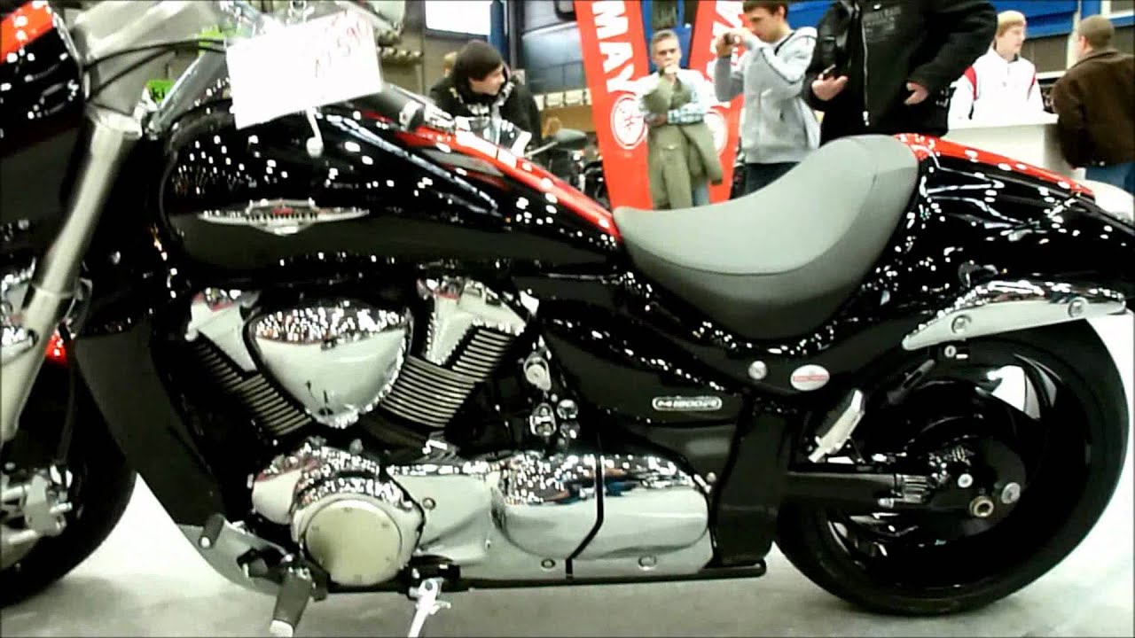Suzuki Intruder foge da mesmice das motos populares - 18/10/2012 - UOL  Carros