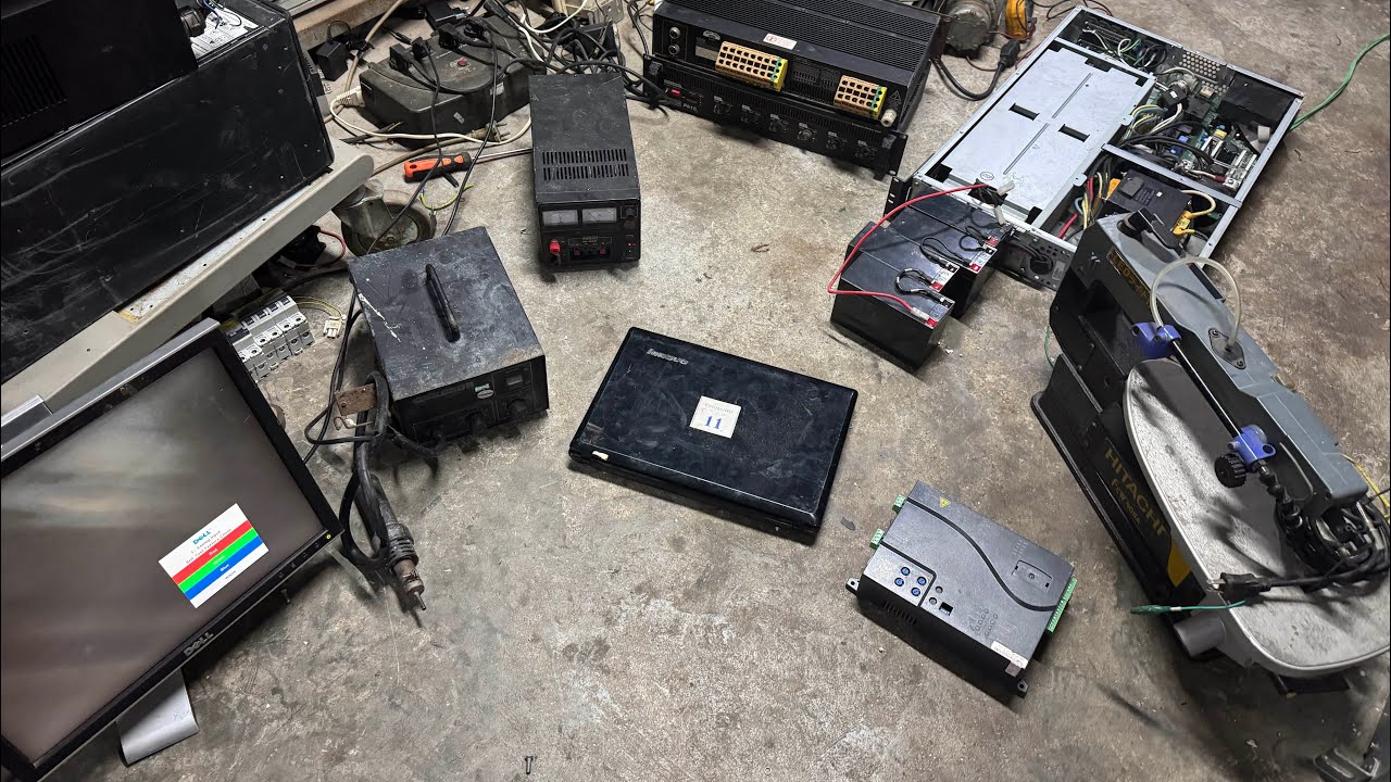 10/2: Máy cấp nguồn 18A, Cưa lọng Hitachi, Láptop Lenovo, Máy khò Quick 850B , Lưu điện Apc 2.2kva