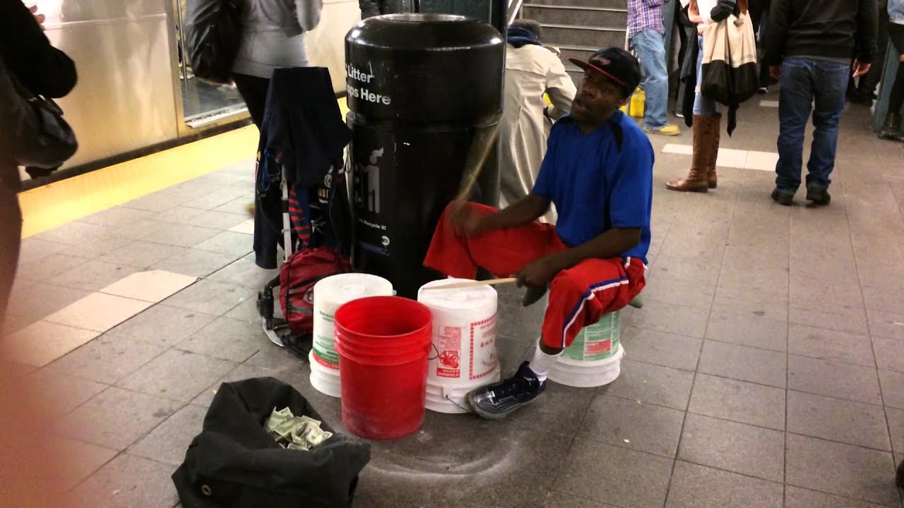 Bucket Drummer 14th Street Union Square station! YouTube