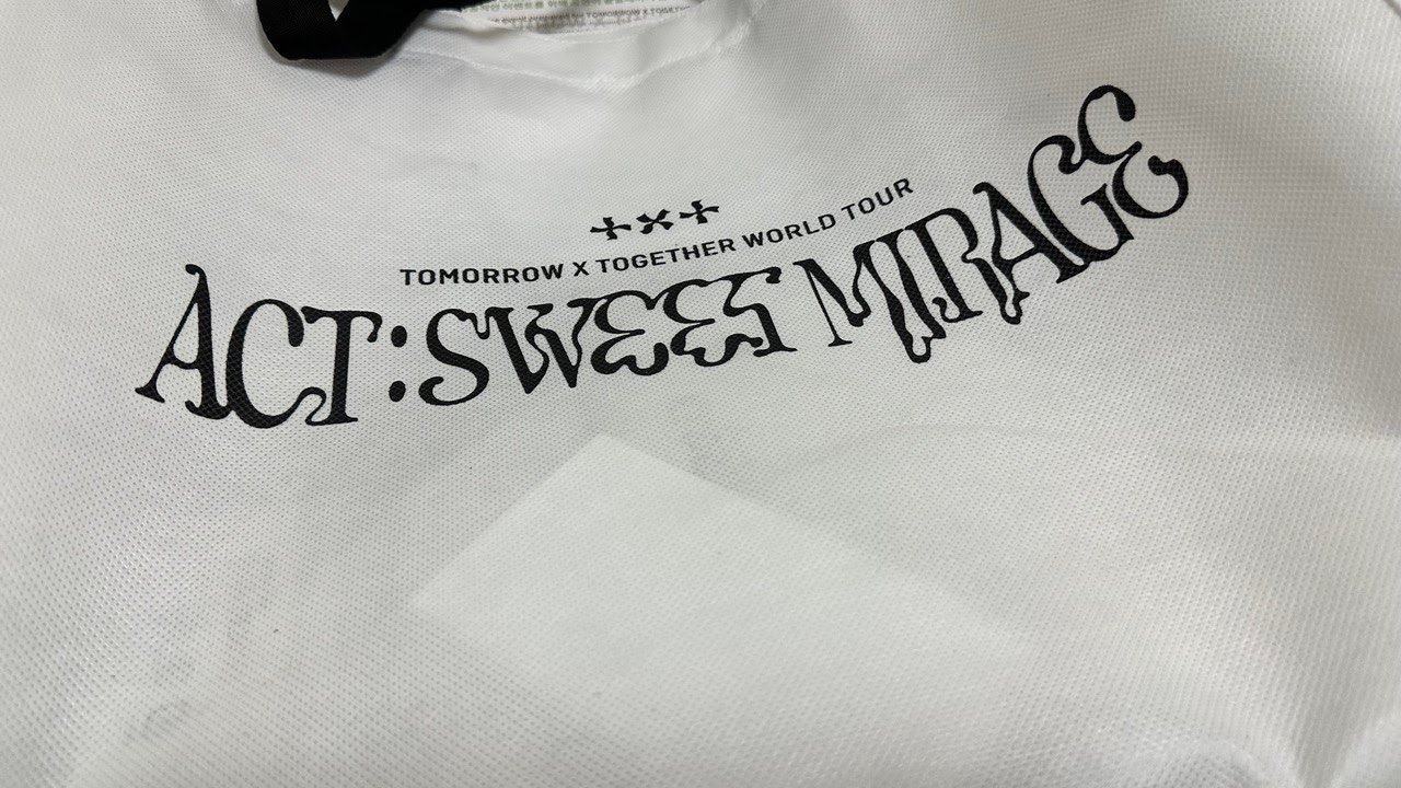 UNBOXING | TXT ACT: SWEET MIRAGE MERCH - YouTube