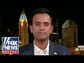 Vivek Ramaswamy: Trump is on a path to ‘mop the floor with Biden’