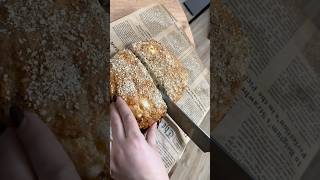 Кальцоне из фарша с двумя видами начинок 🤌🏻 #еда #food #cooking #shorts