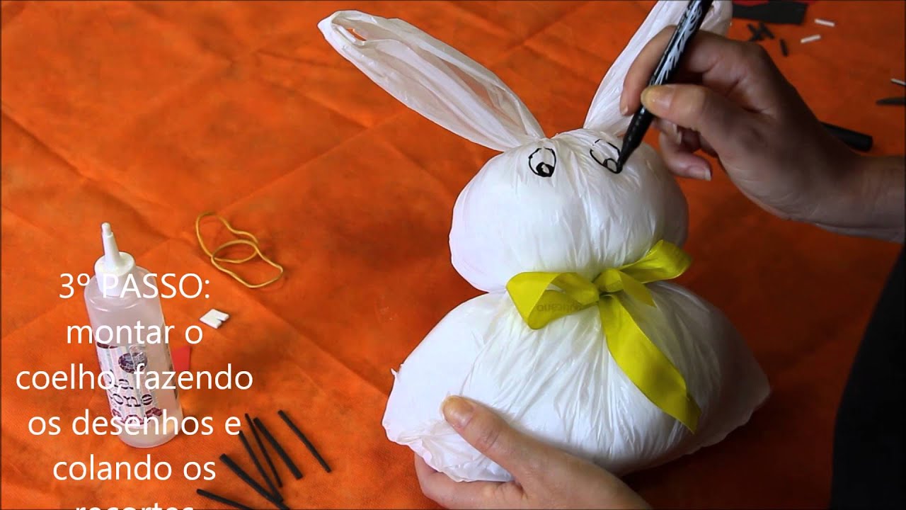 COELHO SUSTENTÁVEL FEITO COM SACOLA PLÁSTICA