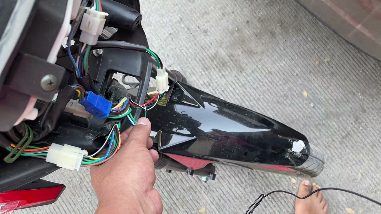 instalación eléctrica de motoneta italika 150