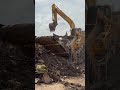 #recycling #automobile #reciclaje #excavator #bulldozer #construction #volvo #mining #komatsu