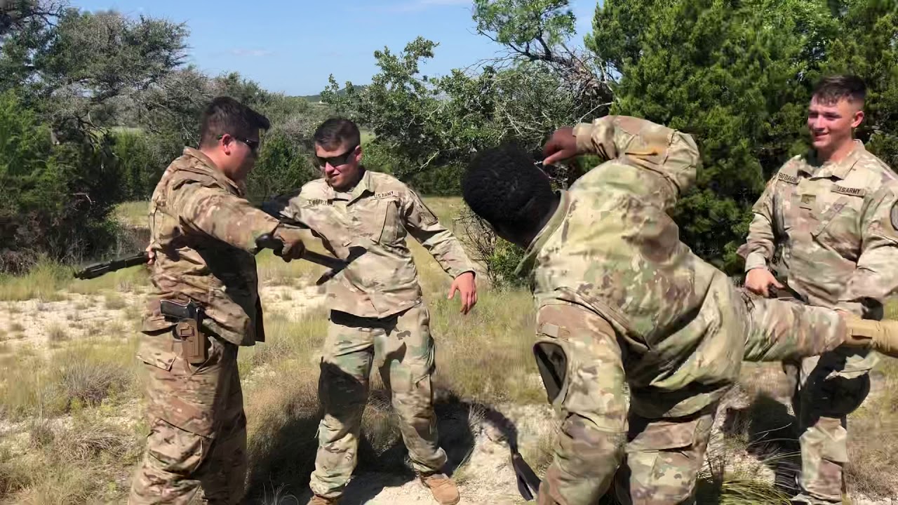 Army Apache Troops 1st Ápấchề Knife & Tomahawk Challenge with Snake Blocker