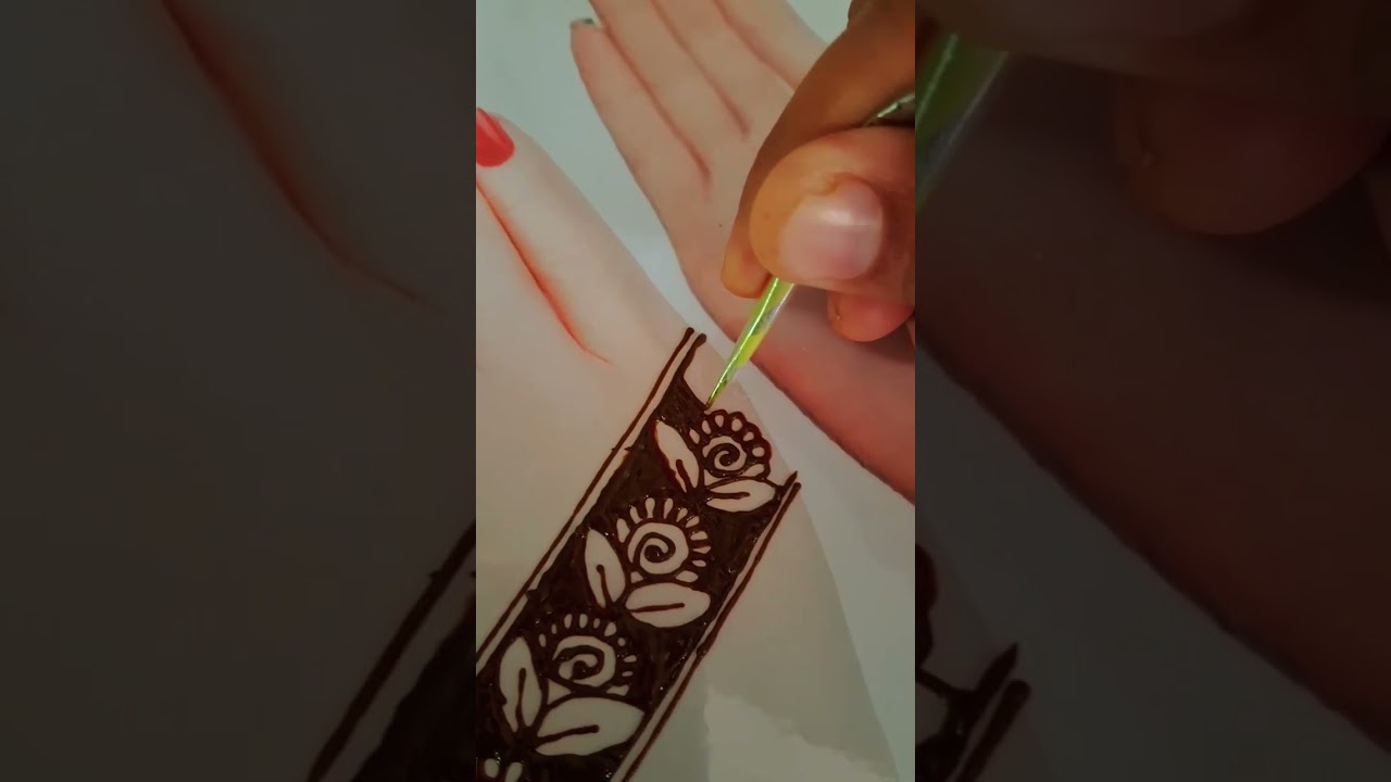 Negativespacedesign/simpledesign/Ayshasmehandhi🥰🥰