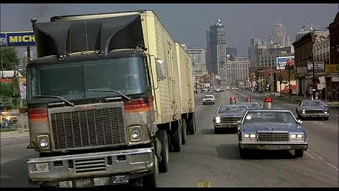 Beverly Hills Cop (1984) - Opening & Truck chase