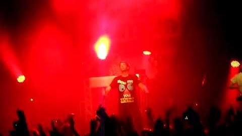 Example Live in Glasgow September 2010- Dirty Face !!