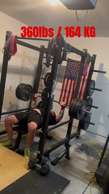 flat-bench-360lbs-youtube