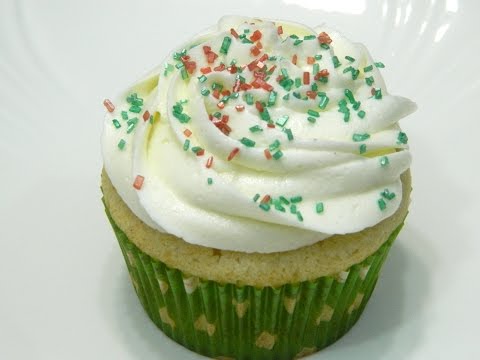 How-to-make-Coquito-Cupcakes