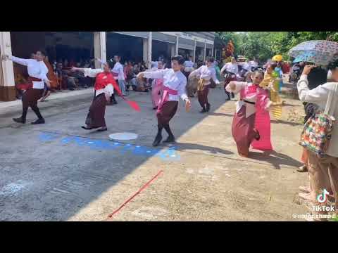 เทิดเกล้าถวายน้อมพระจอมสยาม