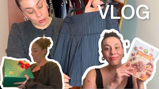 VLOG | Atıştırmalık Macerası, Makyaj Masası Kaosu ve Yılbaşı Sürprizi!