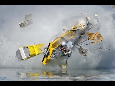 Speed Boat Crashes