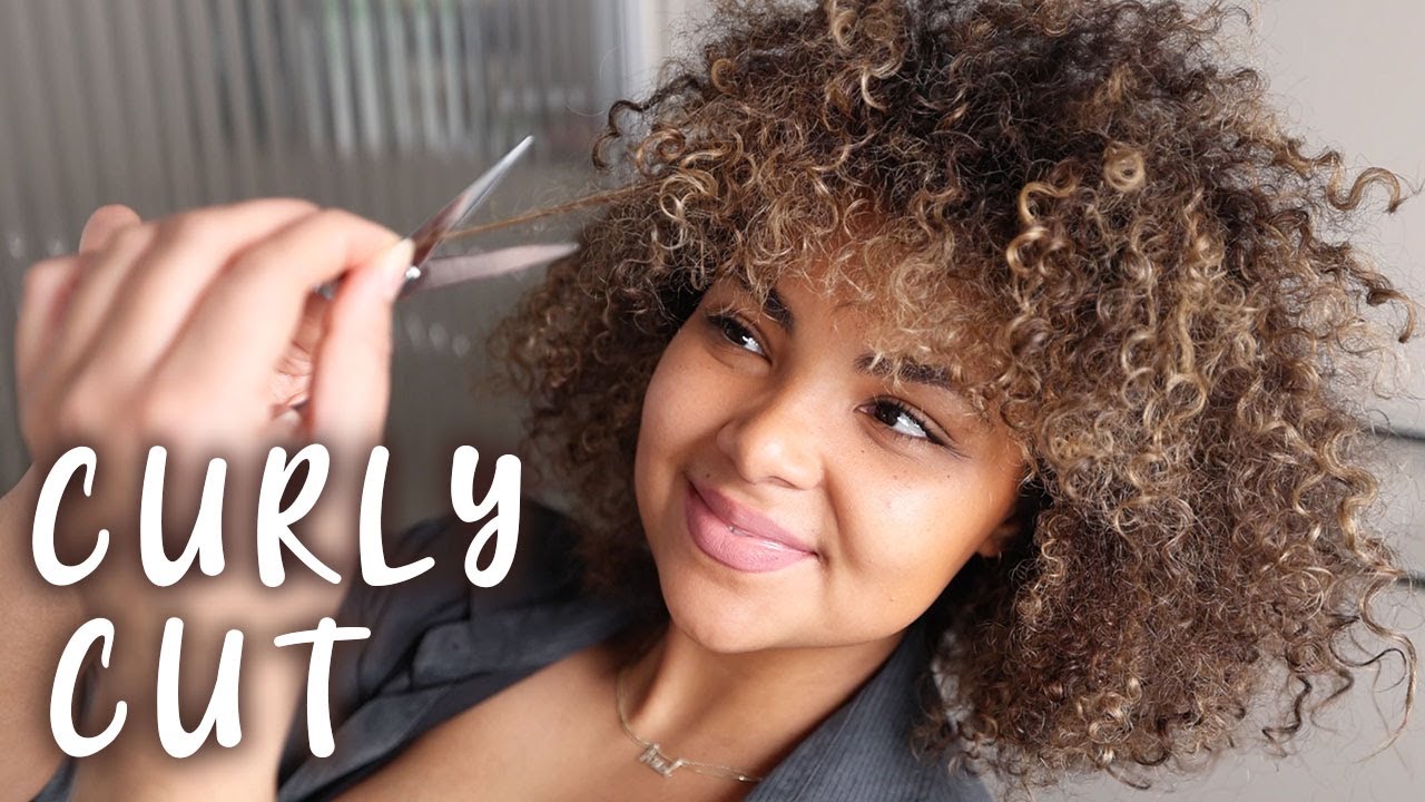 I CUT MY OWN CURLY HAIR AT HOME FOR THE FIRST TIME | DIY CURLY HAIRCUT -  YouTube