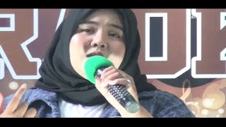 Download lagu KAMU & DIA #SAVIRA#perumdatirtahkhatulistiwa