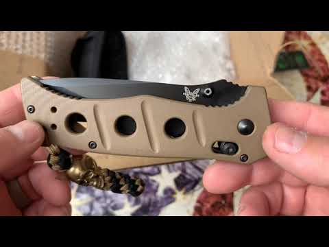 Unboxing knife projects sent to Tom Veff