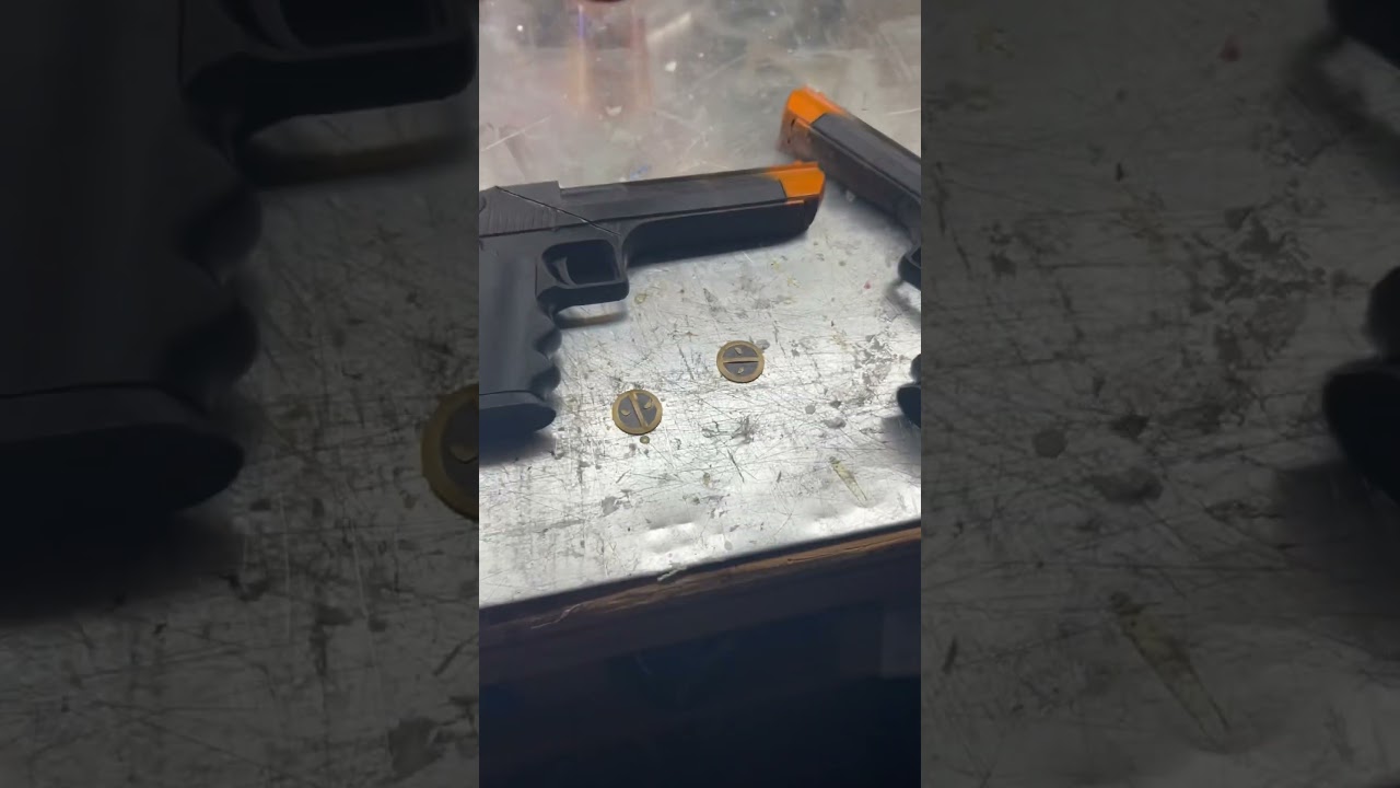 Deadpool prop guns done 3D printed