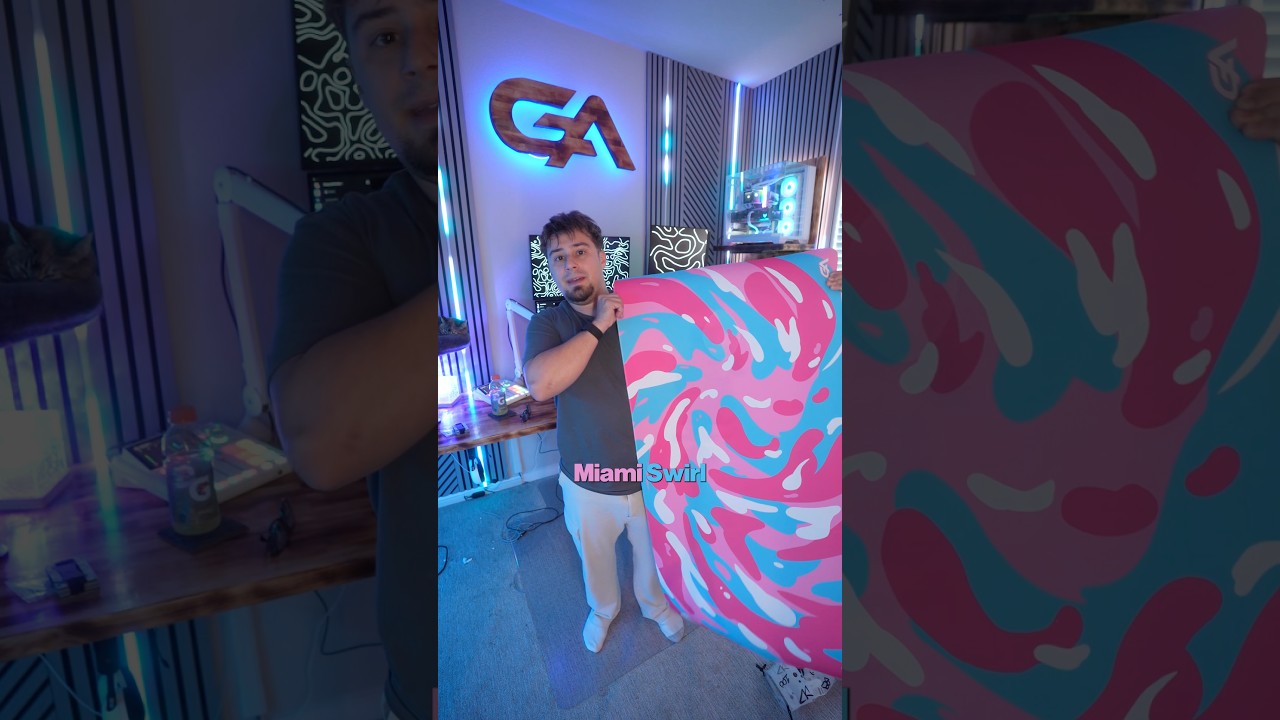The MASSIVE Mousepad 😮‍💨