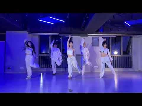 [KPOP DANCE COVER]ITZY- UNTOUCHABLE (OT5) by 1TB from CHINA 🇨🇳