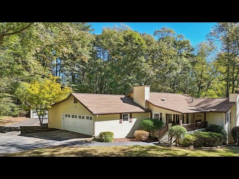 15 Perthshire Drive, Peachtree City, GA home video tour