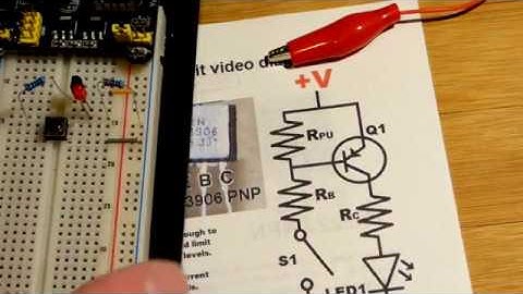 Transistor circuit 2 PNP BJT 2N3906 switch for beginner DIY electronics hobbyists