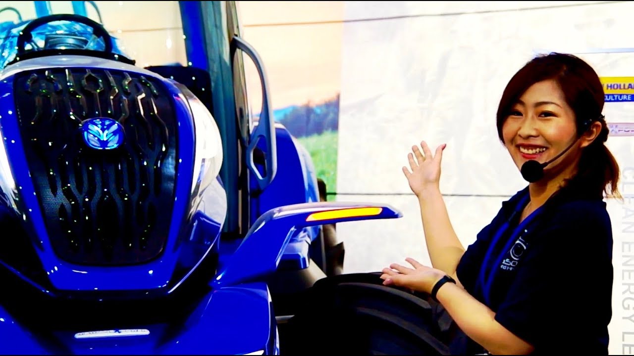 2018　第34回国際農機展ニューホランドのブースです。