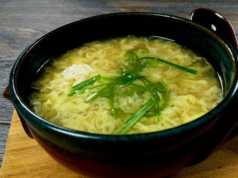 egg-drop-soup-蛋花湯-(restaurant-style)-♥-beautiful-and-tasty!