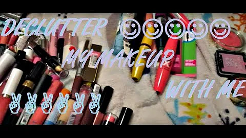 Declutter My Makeup With Me!