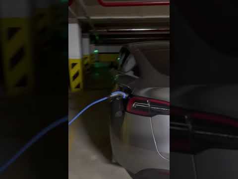 Tesla Şarj İçin