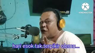 Download Lagu kisah bunga Bakung coconuts bend cover mix salmon adokor MP3